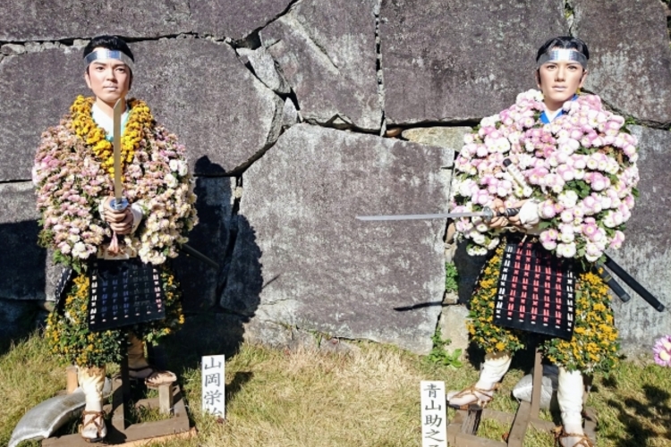 夏目漱石　三四郎　菊人形